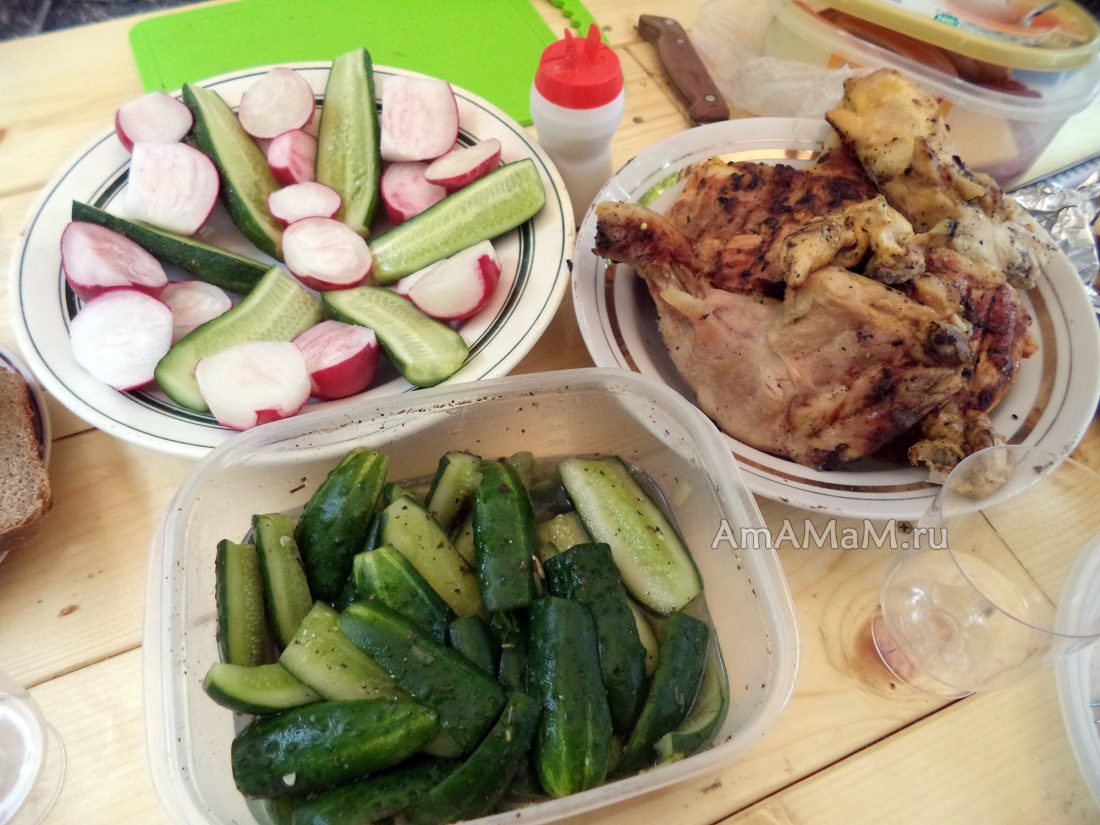 Klasik Yunan Salatası için Reçete Klasik Yunan Salatası için Reçete